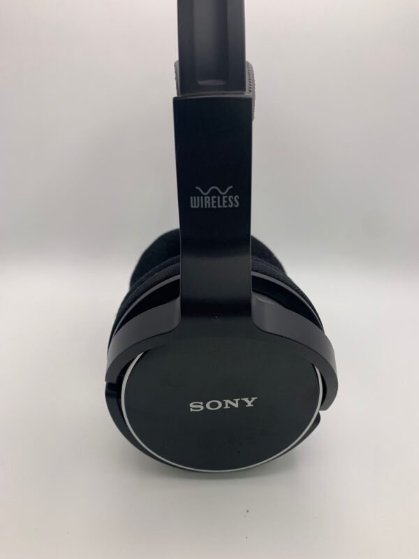 WhatsApp Image 2024 12 21 at 11.17.38 2 AURICULARES DE DIADEMA RADIOFRECUENCIA SONY MDR-RF810R + AC