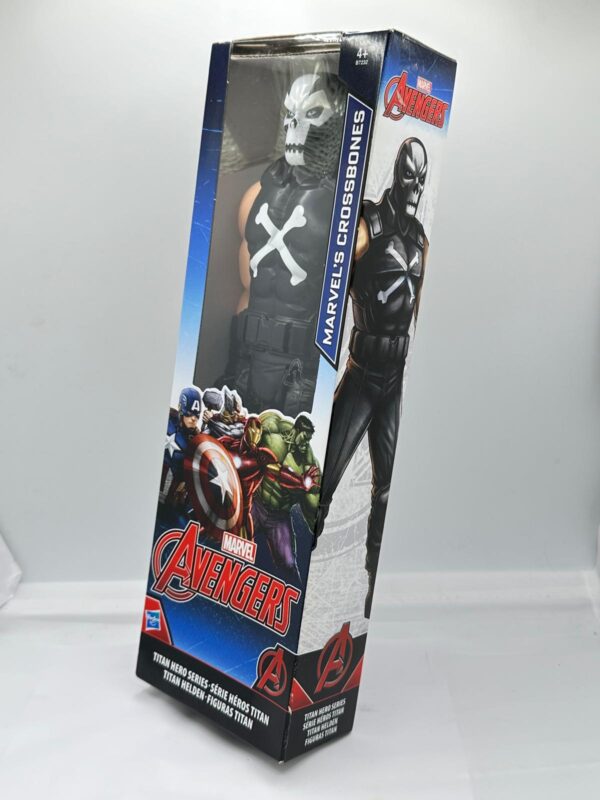 408997 1 FIGURA DE MARVEL CROSSBONES