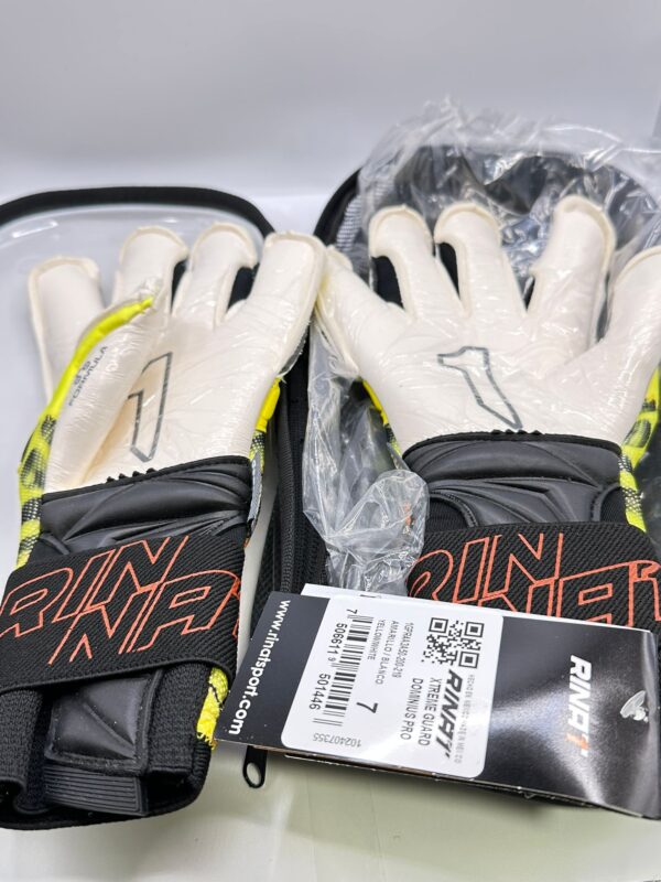 505634 3 GUANTES DE PORTERO RINAT KRATOS SEMI 7 AMARILLO/NEGRO *A ESTRENAR