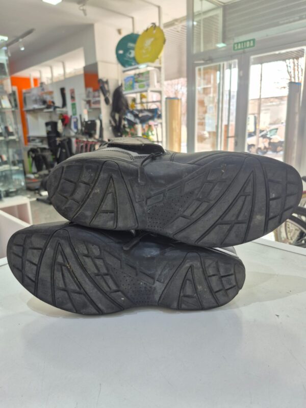 515701 3 BOTAS DE MOTO COURSE TALLA 43 NEGRA