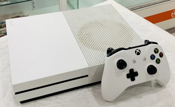 517404 CONSOLA MICROSOFT XBOX ONE S 500GB + MANDO + CABLES