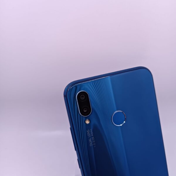 517432 4 HUAWEI P20 Lite 64GB + FUNDA