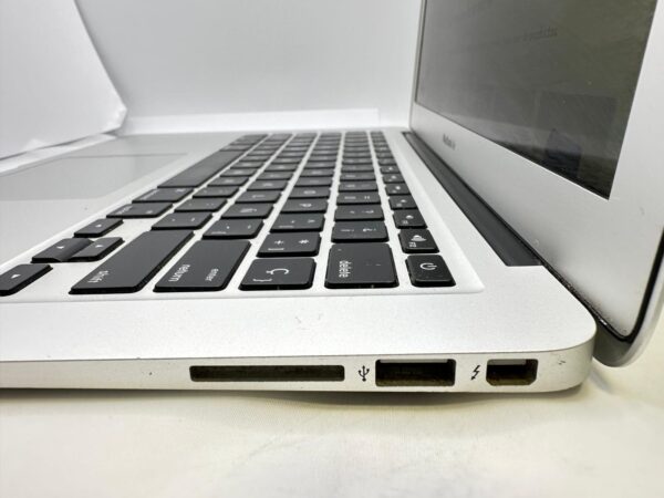 517436 4 PORTATIL MACBOOK AIR 7.2 I5 1.6GHZ 128GB/4GB (2015)