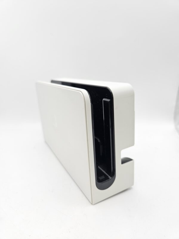 518340 2 scaled OFICIAL NINTENDO SWITCH DOCK BLANCO CON CARGADOR DE CORRIENTE