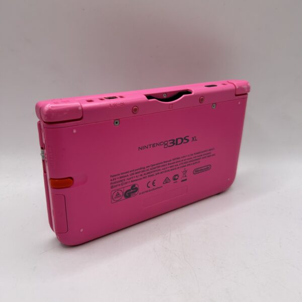 518406 2 scaled CONSOLA NINTENDO 3DS XL ROSA + CARGADOR