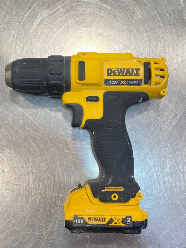 520804 2 JUEGO DE TALADRO ATORNILLADOR Y ATORNILLADOR DE IMPACTO DEWALT DCK211D2T +CAJA + ACC