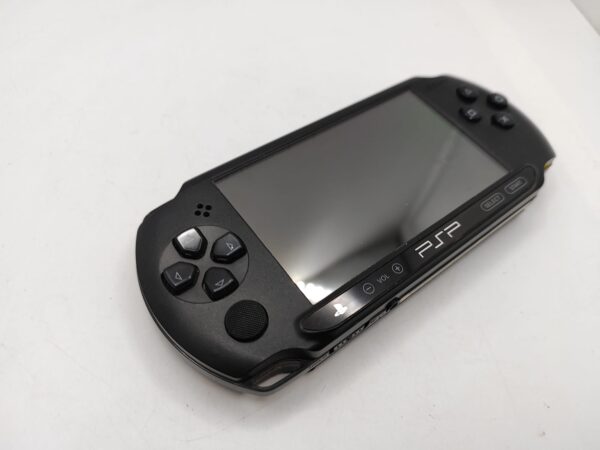 Imagen de WhatsApp 2025 01 02 a las 17.08.47 b7eb193a CONSOLA PSP STREET + JUEGO GRAN TURISMO *NO INCLUYE CARGADOR*