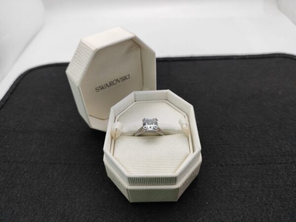 Imagen de WhatsApp 2025 01 07 a las 19.36.48 5922b82c ANILLO SWAROVSKI 5328549 PLATEADO CON PEDRERÍA