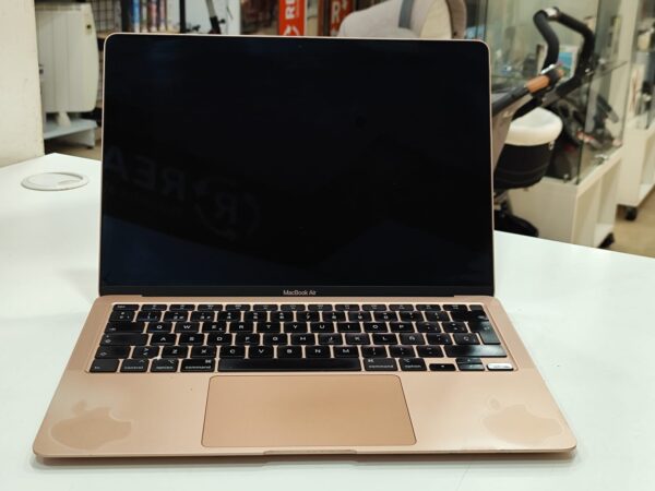 Imagen de WhatsApp 2025 01 09 a las 19.31.12 3be9024e APPLE MACBOOK AIR 2020 /I7 1060NG7/500GB/16GB RAM ORO ROSADO * DETALLES DE USO *