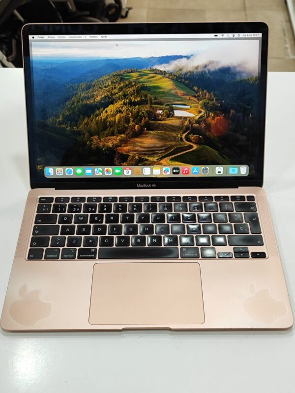 Imagen de WhatsApp 2025 01 09 a las 19.31.12 c8c1b702 APPLE MACBOOK AIR 2020 /I7 1060NG7/500GB/16GB RAM ORO ROSADO * DETALLES DE USO *