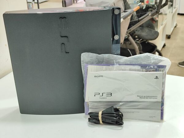 Imagen de WhatsApp 2025 01 13 a las 12.39.30 b1996e97 1 CONSOLA PS3 SLIM 160GB NEGRO + CABLES *NO INCLUYE MANDO*