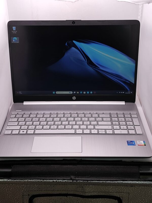 Imagen de WhatsApp 2025 01 24 a las 17.48.40 891e78f5 1 PORTATIL HP 15S-FQ5048/I7-1255U/16GB RAM/512GB SSD/15"/W11/