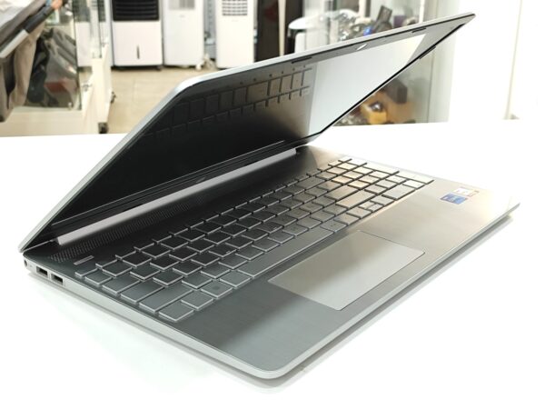 Imagen de WhatsApp 2025 01 24 a las 17.48.40 ff9b173c 1 PORTATIL HP 15S-FQ5048/I7-1255U/16GB RAM/512GB SSD/15"/W11/