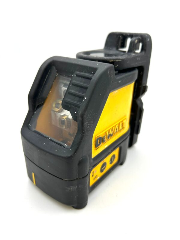 WhatsApp Image 2025 01 04 at 11.41.01 NIVEL LASER DEWALT DW088 LUZ ROJA