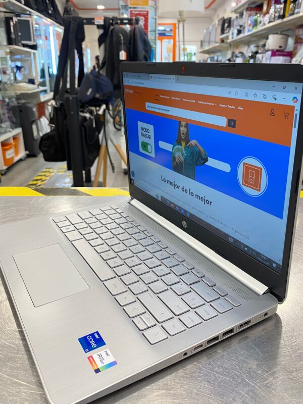 11 U523823 3 PORTATIL HP 14S-DQ2012/i5-1135G7/8GB RAM /256GB SSD/14"/W11+ CARGADOR