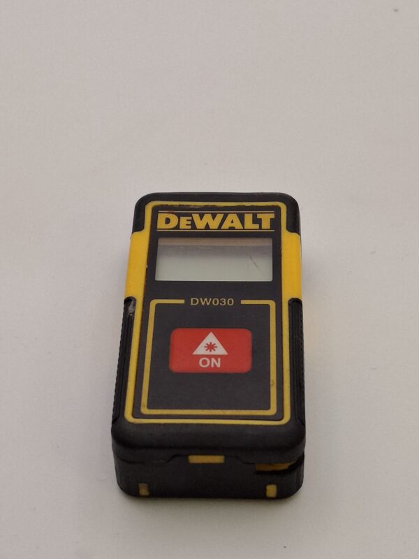 15u526869 1 MEDIDOR LASER MINI DEWALT DW030 PL