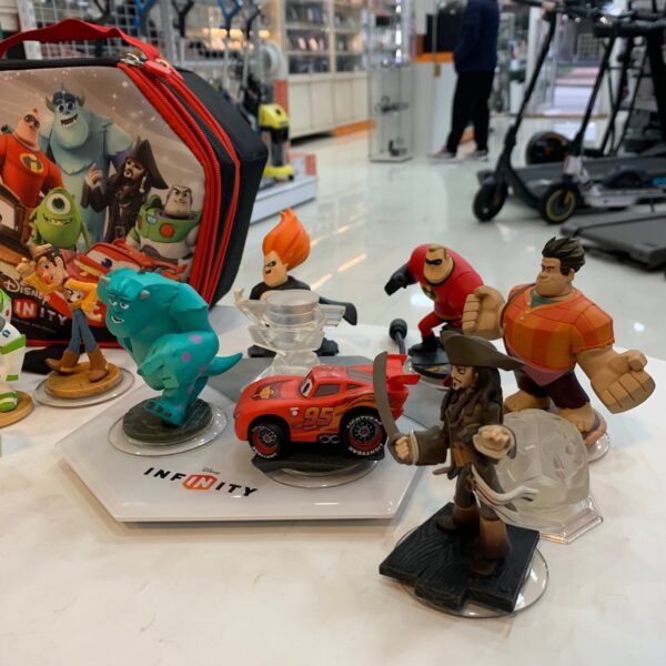 497160 3 BASE Y PERSONAJES DISNEY INFINITY CON ESTUCHE