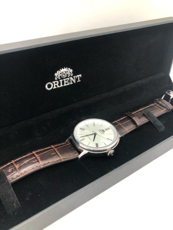 504117 5 RELOJ DE CABALLERO ORIENT F372-UAJ0 + CAJA