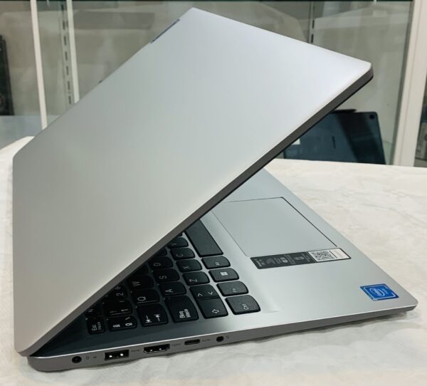 505874 4 ORDENADOR PORTATIL LENOVO IDEAPAD 1 / INTEL N4020 1.1 GHZ / 8GB RAM / 256GB SSD + CAJA + CARGADOR *A ESTRENAR*