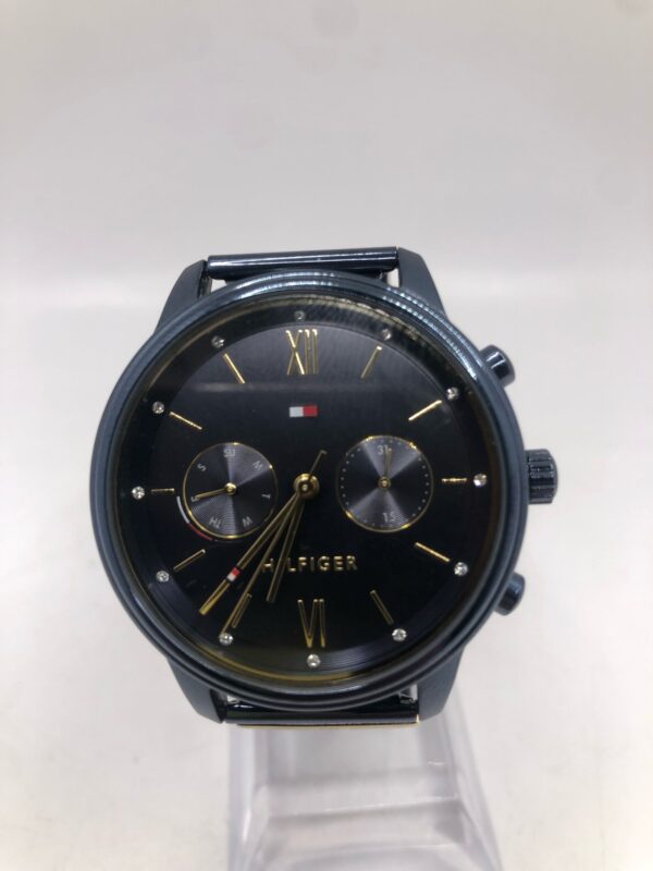 513949 6 RELOJ TOMMY HILFIGER TH 1843342967 + CAJA