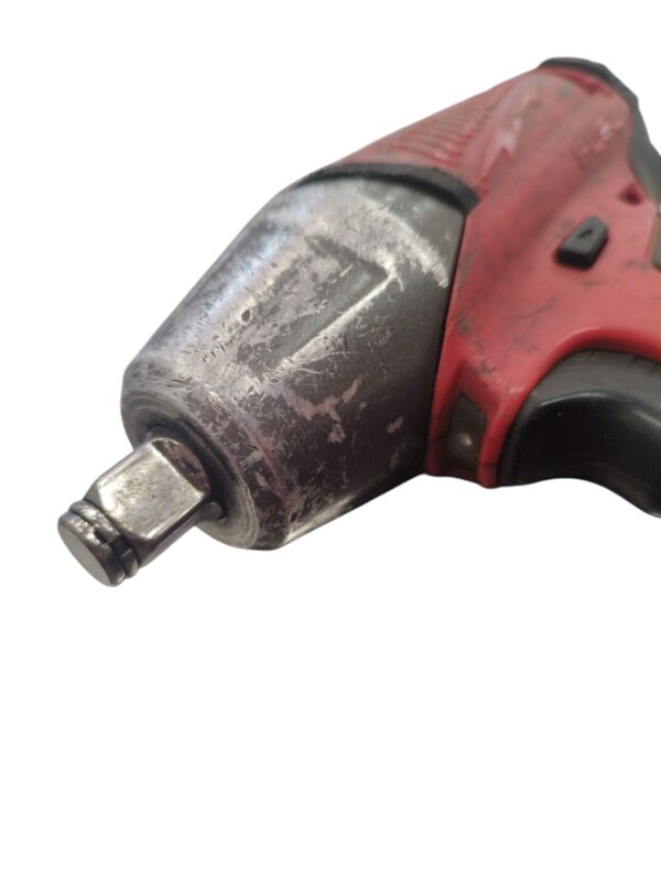 518731 1 ATONILLADOR DE IMPACTO MILWAUKEE M18 (SIN CARGADOR)