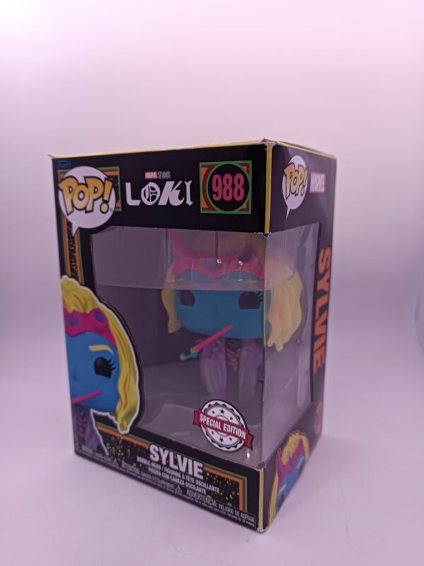 523846 5 FUNKO POP LOKI *988*