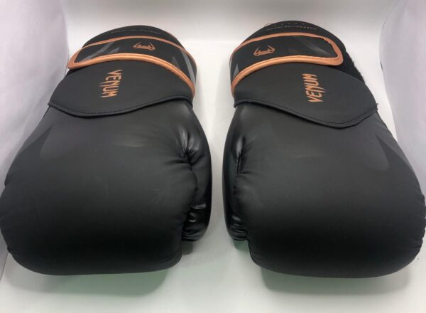 528012 2 GUANTES BOXEO VENUM CHALLENGER 4.0 12 0Z COLOR NEGRO