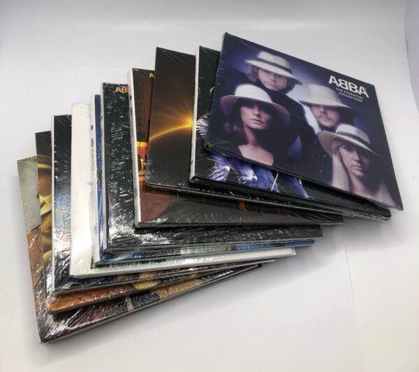 528321 1 COLECCION ABBA 11 CDS + ESTUCHE (UNO ABIERTO)