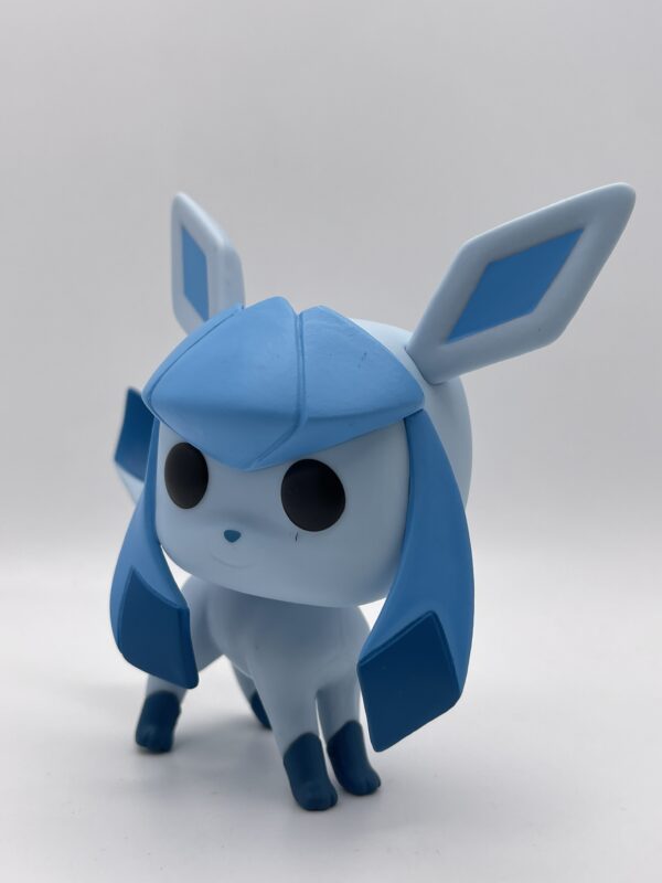 IMG 9124SAMU040125 61 scaled FUNKO POP POKEMON GLACEON 921