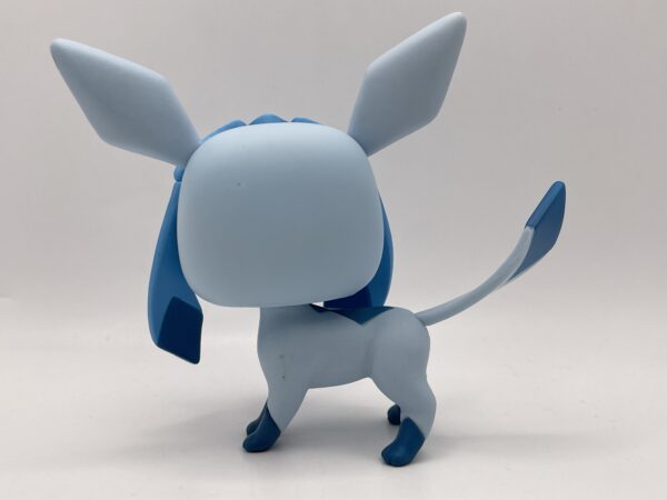 IMG 9124SAMU040125 62 scaled FUNKO POP POKEMON GLACEON 921