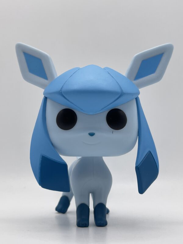 IMG 9124SAMU040125 65 scaled FUNKO POP POKEMON GLACEON 921