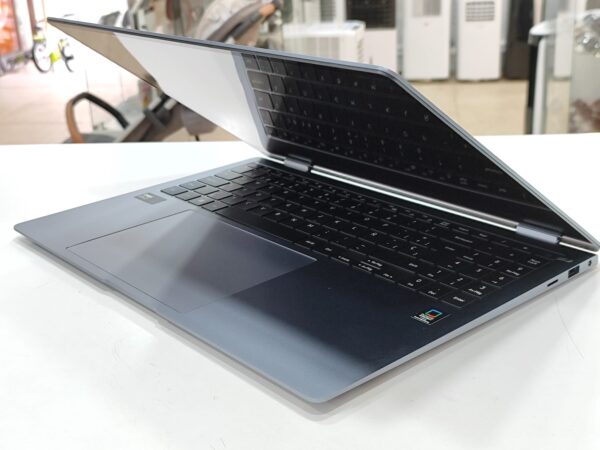 Imagen de WhatsApp 2025 02 03 a las 12.13.43 e2f01a98 PORTATIL SAMSUNG GALAXY BOOK 4 PRO 360 INTEL ULTRA 5/512GB/16GBRAM * A ESTRENAR*