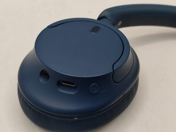 Imagen de WhatsApp 2025 02 08 a las 12.51.28 c2a7f604 AURICULARES INALAMBRICOS SONY WH-CH720N AZULES