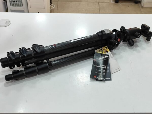 Imagen de WhatsApp 2025 02 12 a las 11.33.14 c1c05016 TRIPODE MANFROTTO OX55PROB FIBRA CARBONO ANCLAJE QD 498RC2