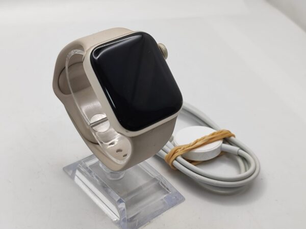 Imagen de WhatsApp 2025 02 17 a las 16.56.34 7b925795 APPLE WATCH SE 2ND GEN CEL 40MM ALUMINIO EN ORO 98% SALUD BAT + CAJA