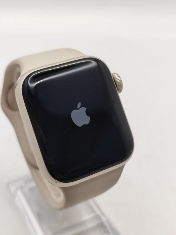 Imagen de WhatsApp 2025 02 17 a las 16.56.34 c5450aee APPLE WATCH SE 2ND GEN CEL 40MM ALUMINIO EN ORO 98% SALUD BAT + CAJA