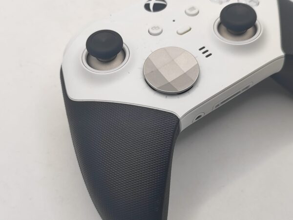 Imagen de WhatsApp 2025 02 20 a las 17.35.19 f3791b23 MANDO XBOX SERIES ELITE CORE NEGRO/ BLANCO + ACC