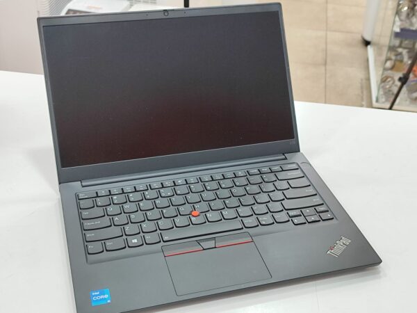 Imagen de WhatsApp 2025 02 26 a las 13.59.12 690fd9d5 PORTATIL LENOVO THINKPAD E14 GEN 2 I5-1135G7 /W11/512GB/16GB RAM