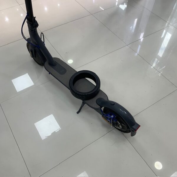 02 U533160 1 PATINETE ELECTRICO XIAOMI MI ELECTRIC SCOOTER 3 + CARGADOR + RUEDA DE REPUESTO