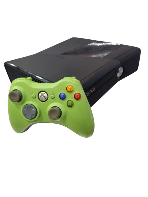 08 U531320 4 CONSOLA XBOX 360 500G NEGRA + MANDO