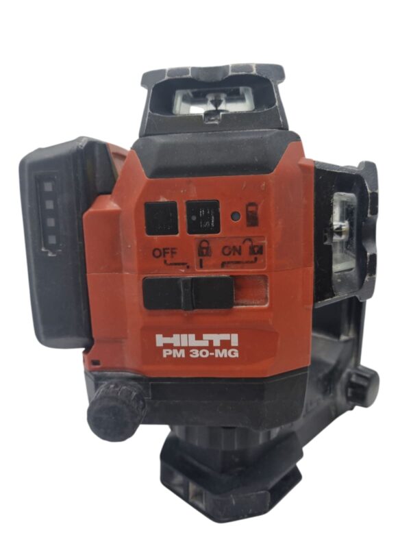 08 U532606 1 NIVEL LASER HILTI PM 30-MG + BATERIA 2.6 AH + PINZA