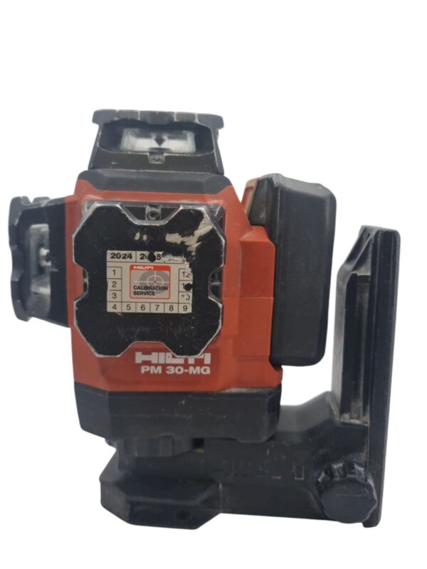 08 U532606 2 NIVEL LASER HILTI PM 30-MG + BATERIA 2.6 AH + PINZA