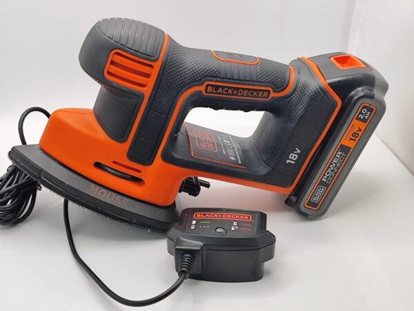 13892 1 LIJADORA BLACK&DECKER BDCDS18 MOUSE A BATERIA + CAJA + ACC