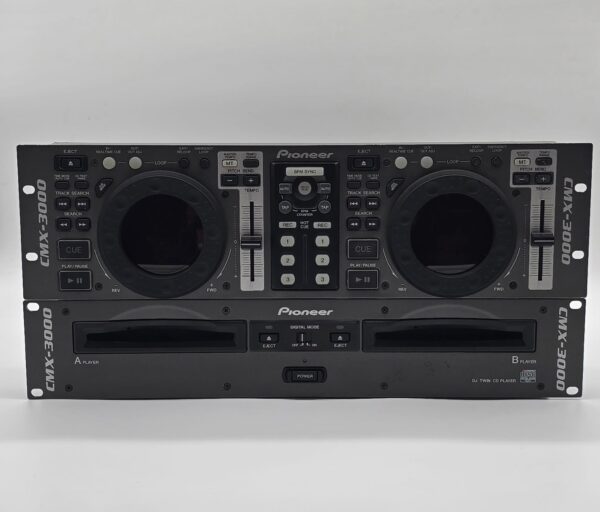 405879 1 MESA DE POTENCIA PIONEER CMX 3000 + CAJA