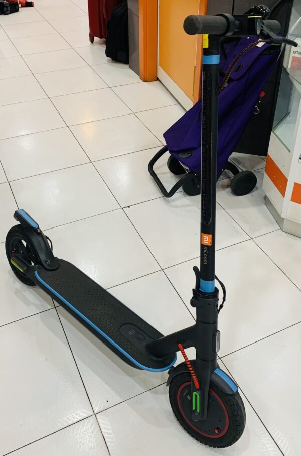 525770 scaled PATINETE ELECTRICO XIAOMI MI SCOOTER PRO 2 + CARGADOR