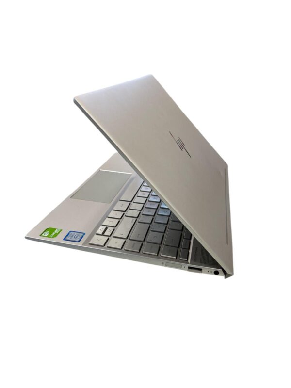 530267 1 PORTATIL HP ENVY HP ENVY 13 AH0006NS (2017) CORE I7 8550U / 8GB RAM / 256 SSD / NVIDIA GFORCE MX150 / WIN 11