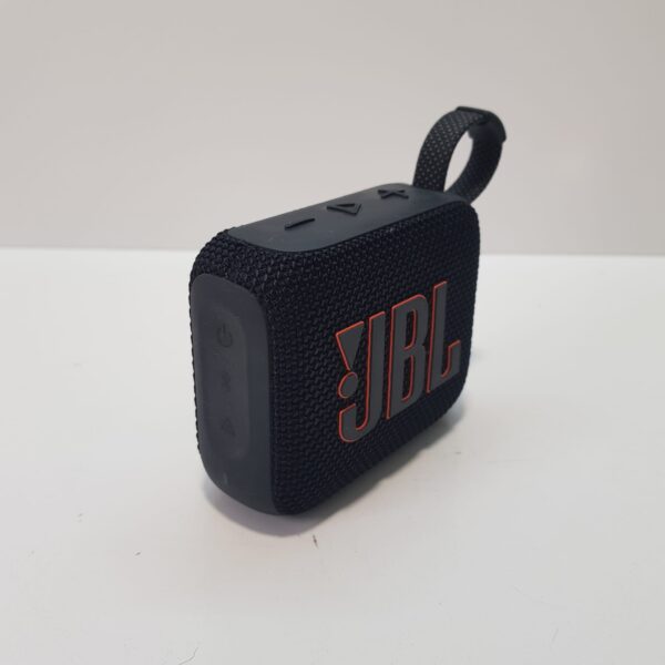 532510 3 ALTAVOZ JBL GO4 + CARGADOR