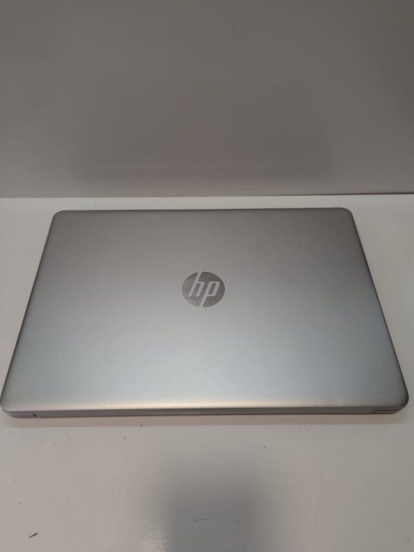 533902 1 PORTATIL HP15S-F4011NS I5-1155G7 512GB 8RAM