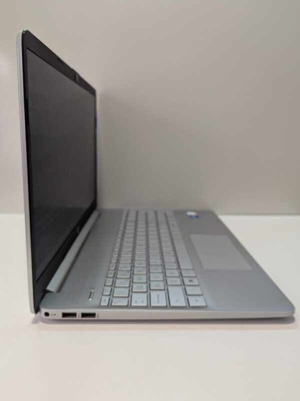 533902 4 PORTATIL HP15S-F4011NS I5-1155G7 512GB 8RAM