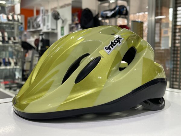 IMG 2601SAMU170325 91 scaled CASCO DE BICI INTOX VERDE TALLA S